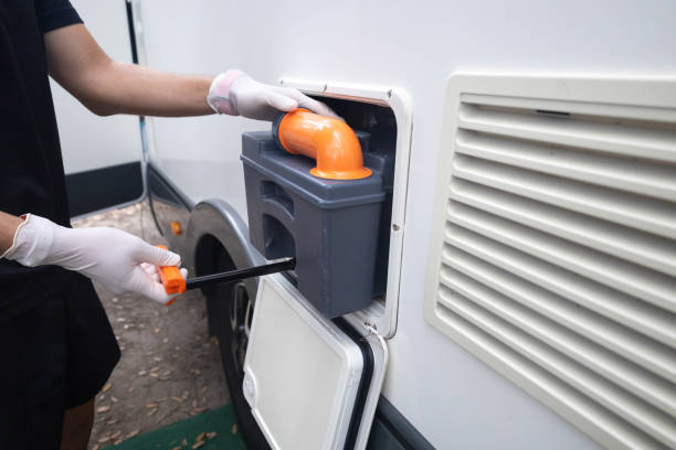 Portable Toilet Options We Offer in Country Club Estates, GA
